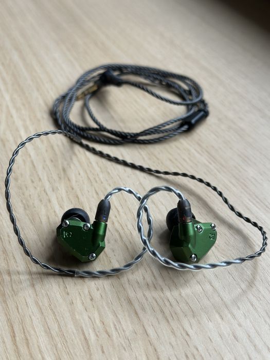 Наушники Campfire Audio Andromeda