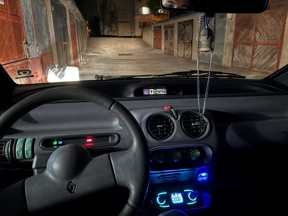 Renault twingo на части