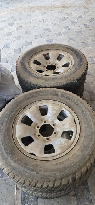 Продам диски в зборе с резиной 17