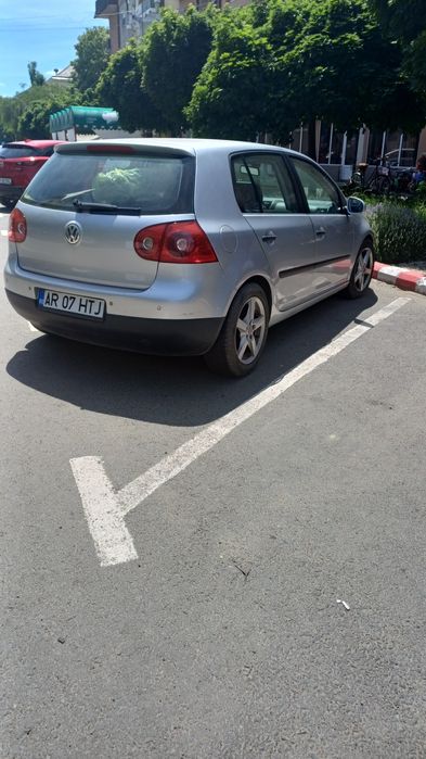 VOLKSWAGEN Golf 2005 — imagine 3
