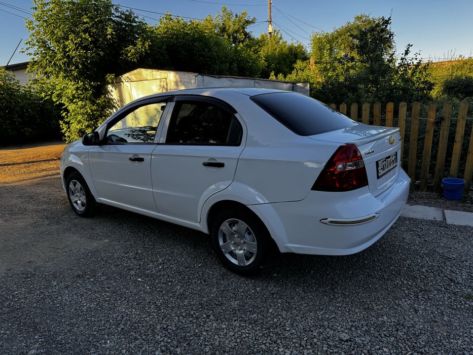 Продам автомобиль Шевроле Aveo