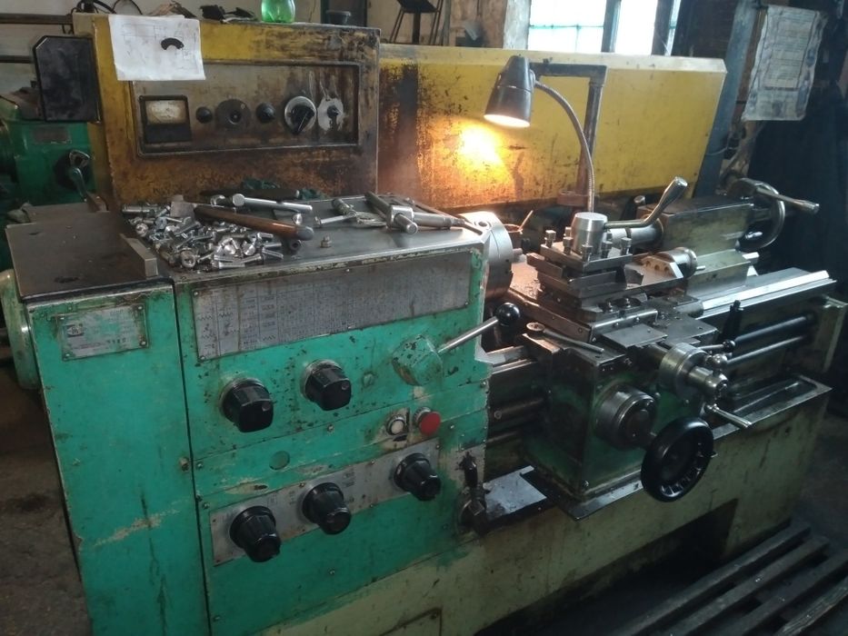 Болты гайки шайбы