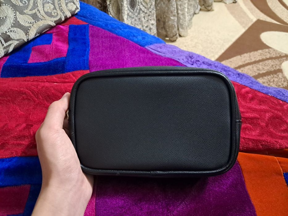 Продам абсолютно новый клатч