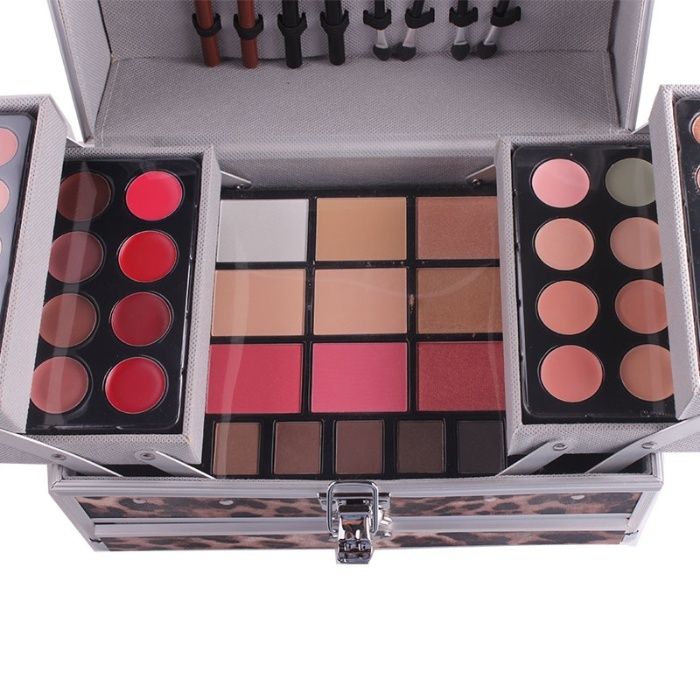 Trusa machiaj multifunctionala cu geanta Miss Rose Make up Palette 194