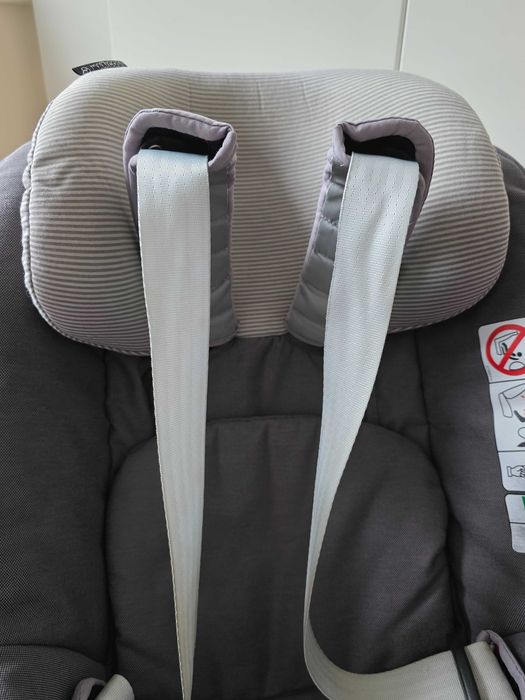 Scaun Maxi Cosi 2waypearl cu Isofix