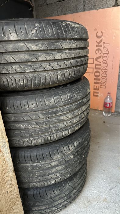 225/55/16 балон для БМВ Е34