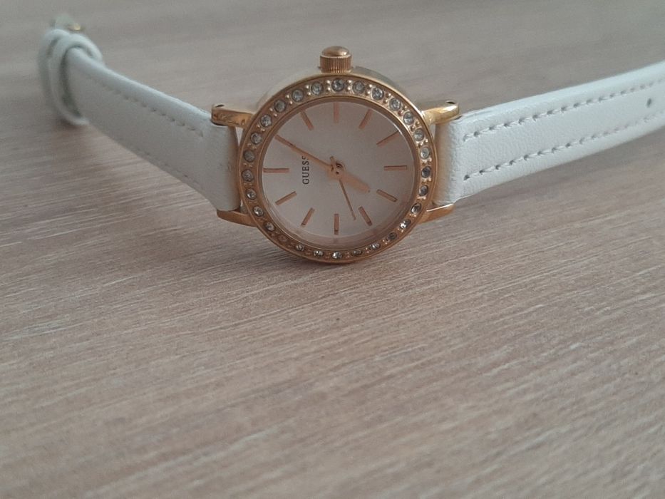 Ceas GUESS Mini Sunrise W0335L5 - Original, curea piele albă