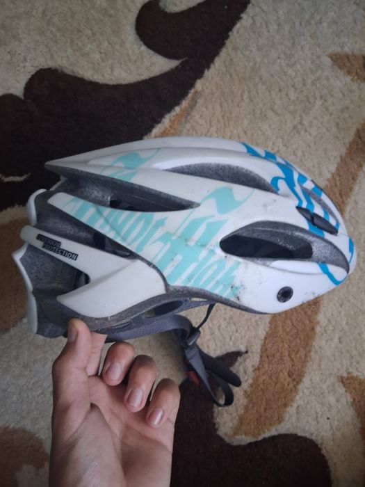 Casca de bicicletă Crivit și Daimor