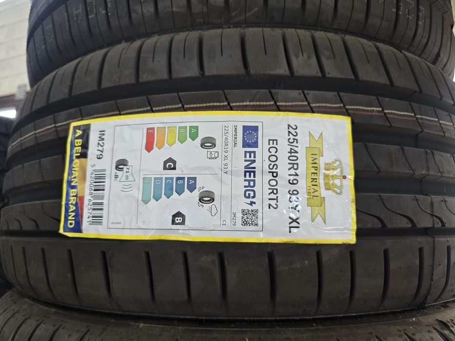 Anvelope vara 255 40 19