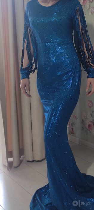 Женское вечернее платье