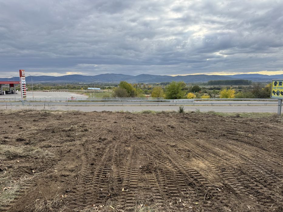 Продава се Парцел в Казанлък - 1800 кв.м за 22 €/кв.м - Снимка #3