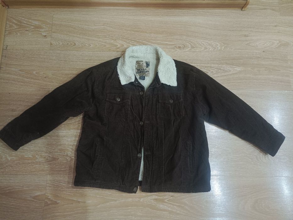 Продам стильную куртку