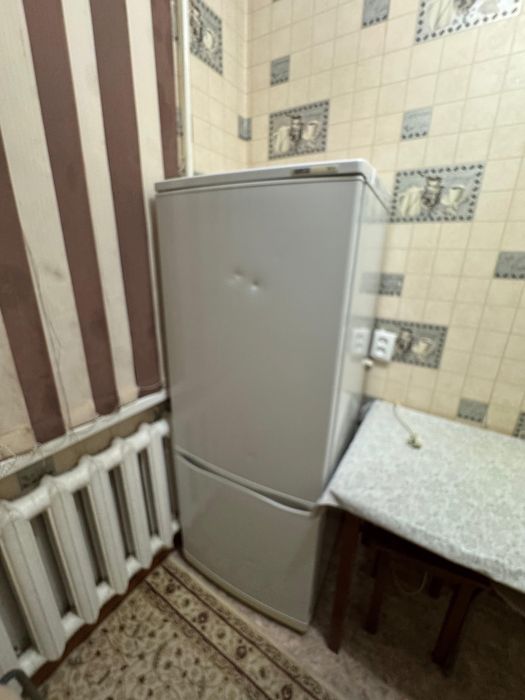 Срочно продам  холодильник