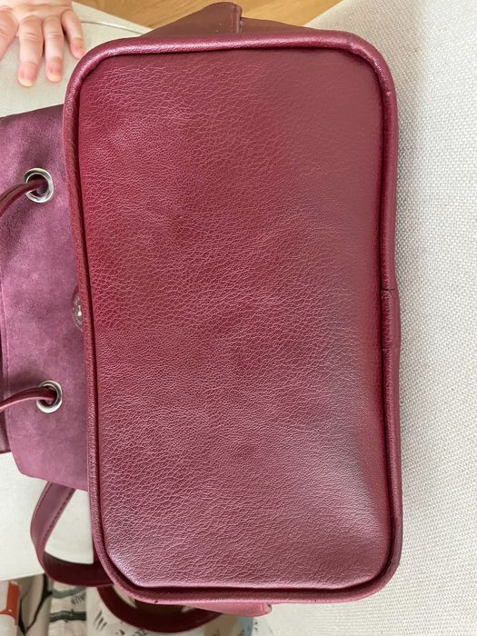 Елегантна дамска раничка