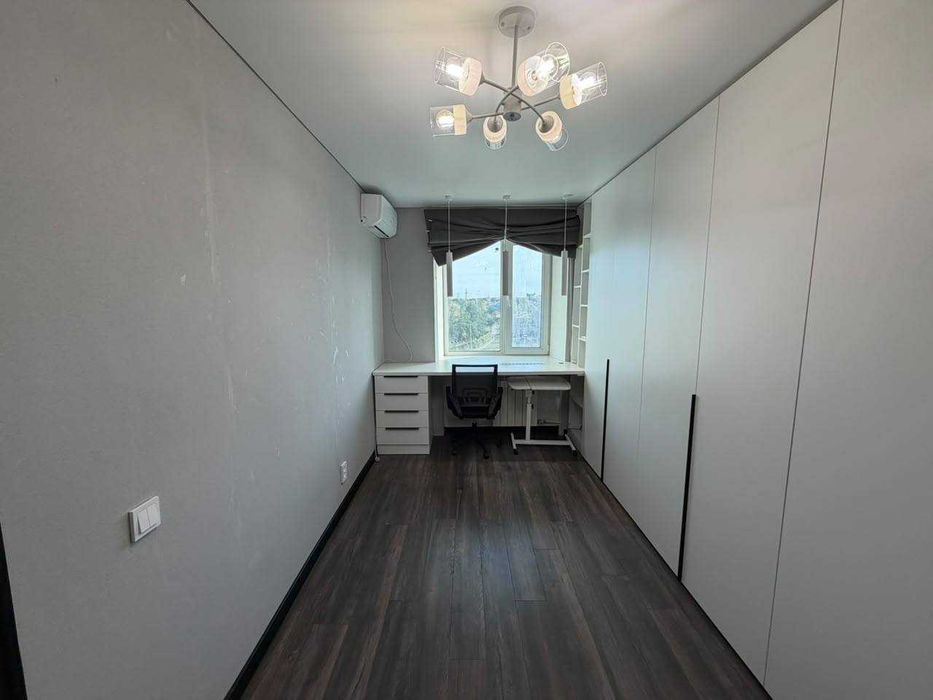 Дом печати 3 ком , 63 кв.