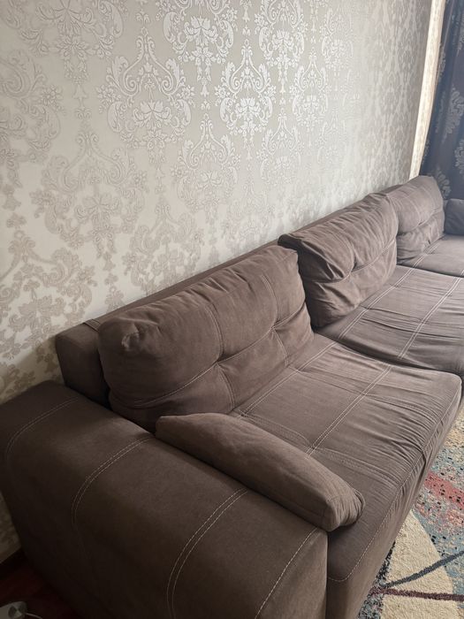 Продам диван 3 метра