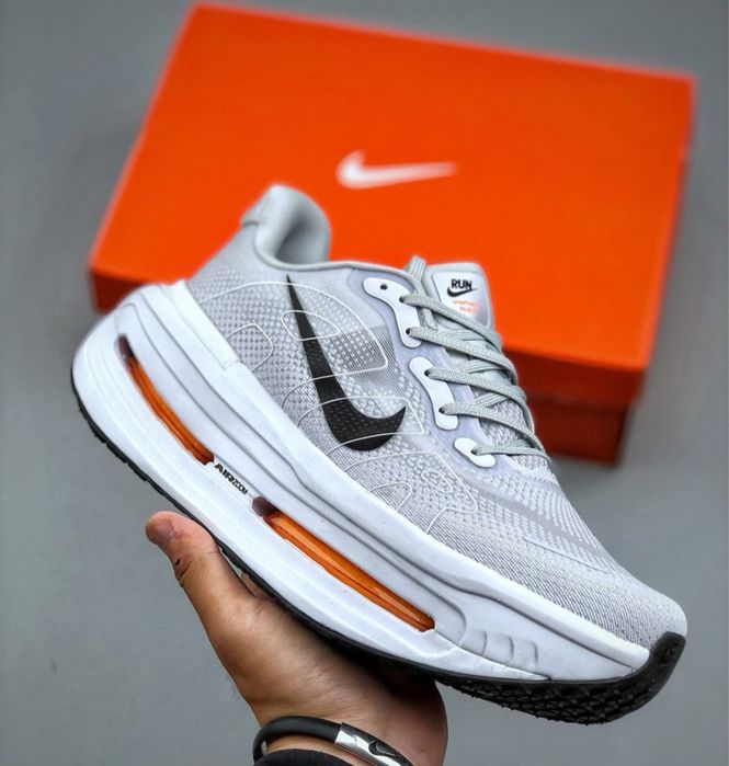 Нови мъжки маратонки Nike Vomero premium grey white
