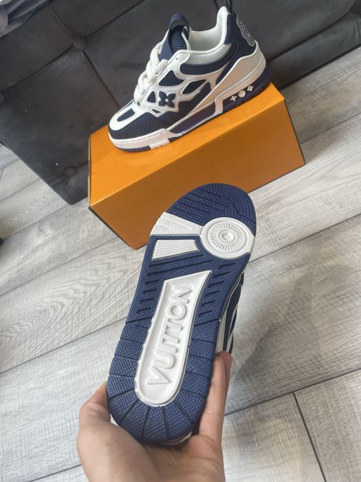 LV Skate