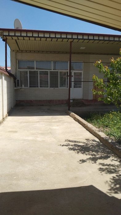 Kogonda 6 sotixli kottej sotiladi