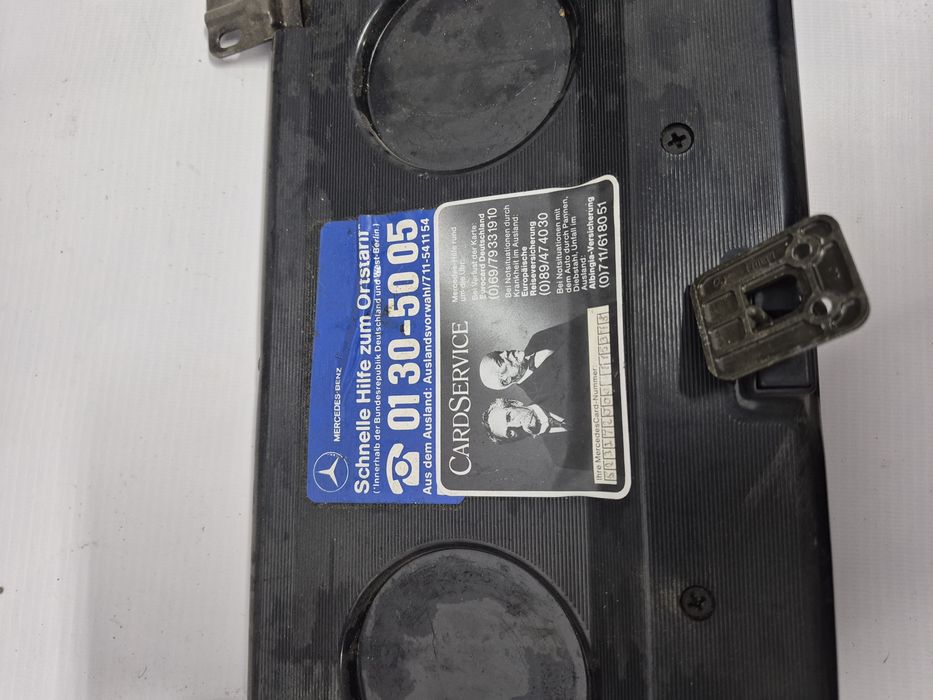 Бардачок Mercedes W124