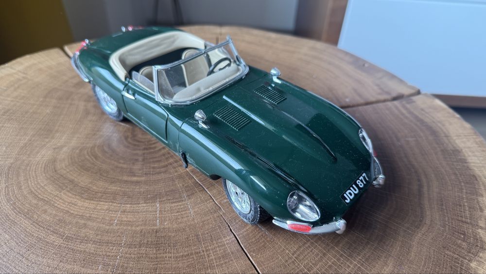 Machete Auto Bburago 1/18 (porsche,jaguar,corvette,lancia,fiat)