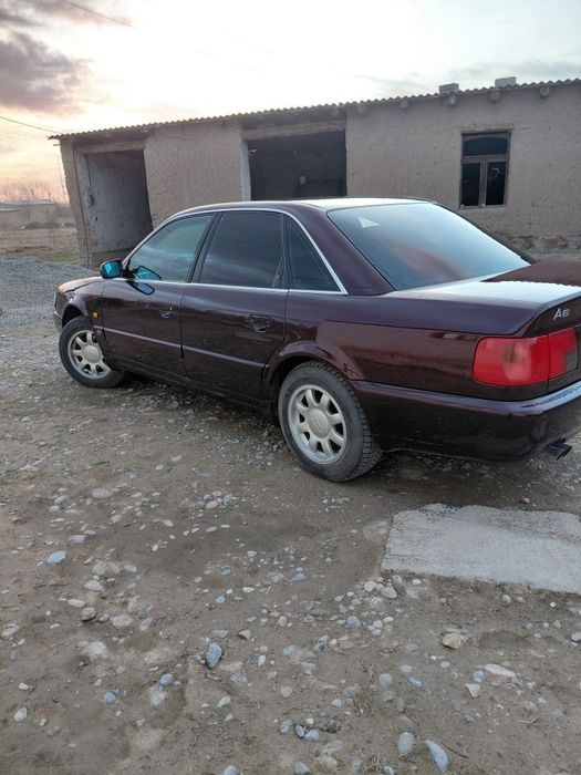 Ауди А6  Ауди А6