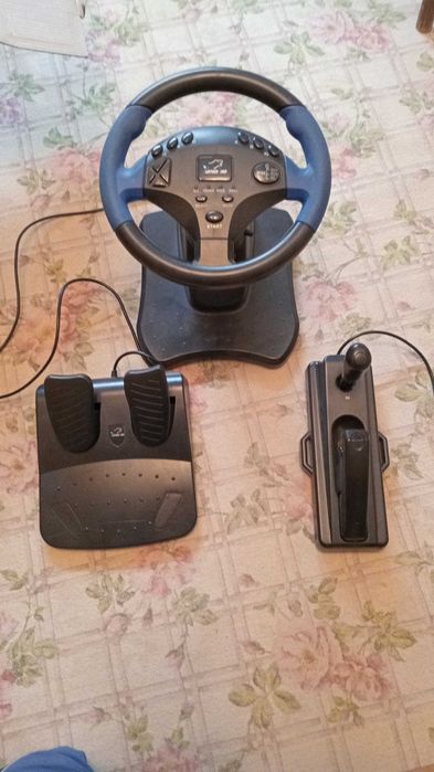 Продам руль с педалями