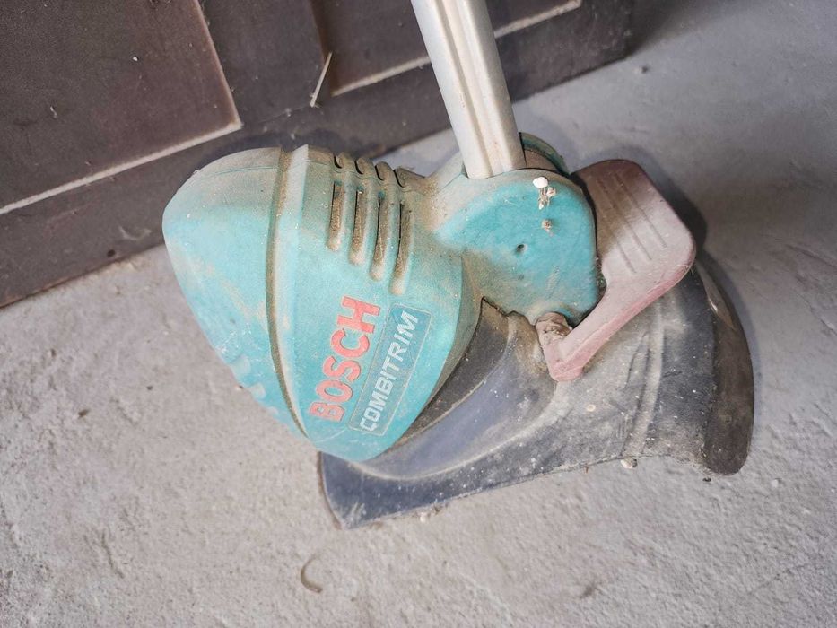 Trimmer electric pentru tuns gazon/iarba Bosch