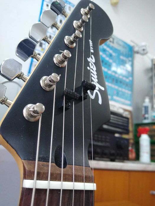 Squier Stratocaster Custom