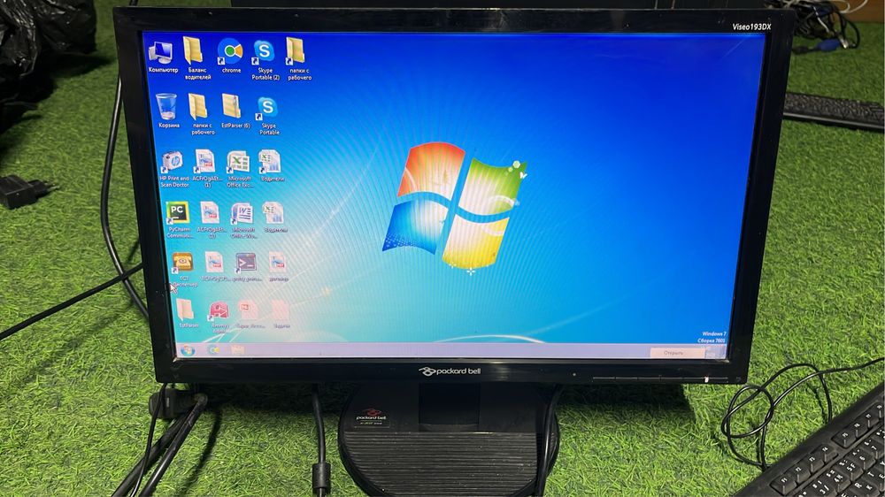 Продам мониторы дешево