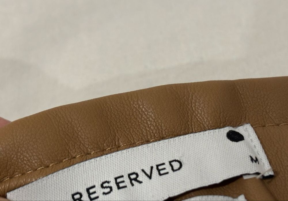 Дамски кожени панталони RESERVED