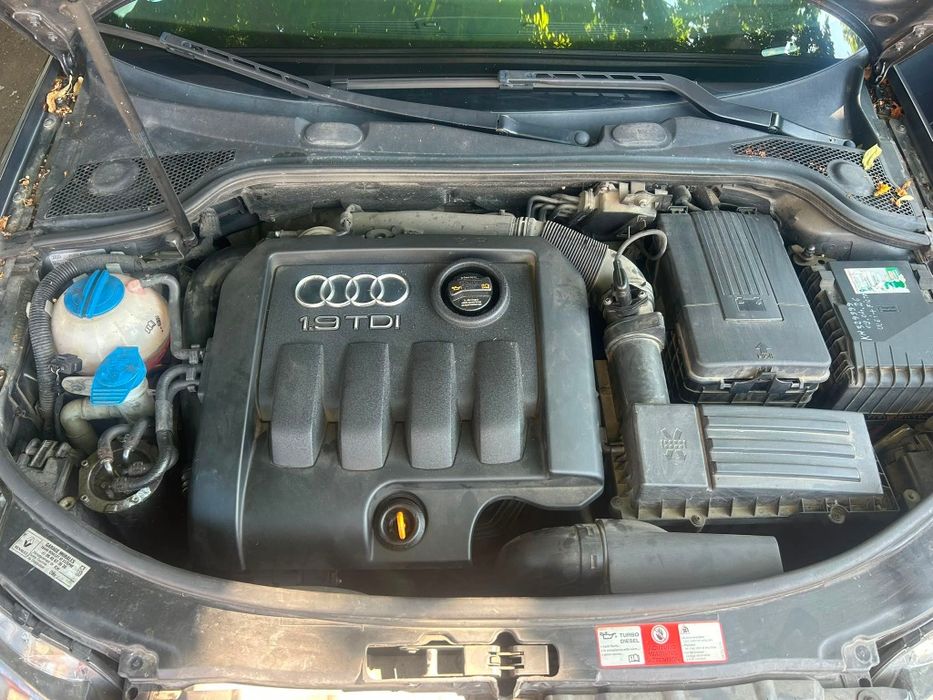 Vând Audi a 3 2007