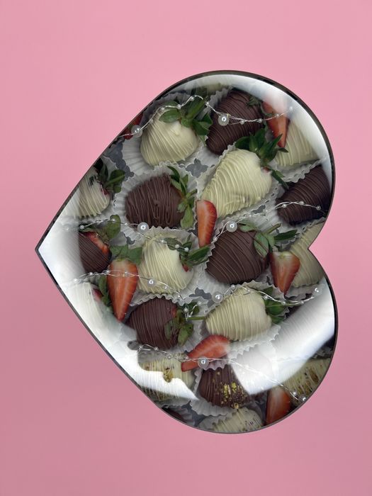 Клубника в шоколаде ПРЕДЗАКАЗ К 8 МАРТУ