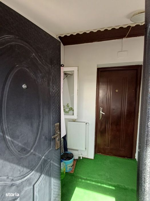 De vanzare casa cu suprafata construita 92mp si curte de 584mp
