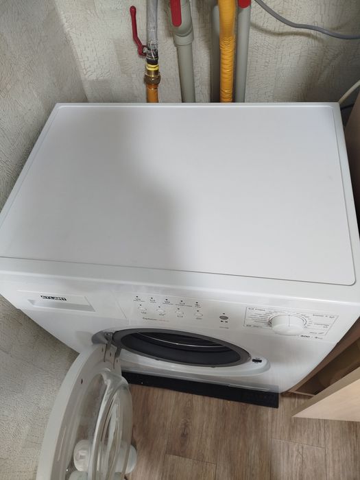 Стиральная машинка.