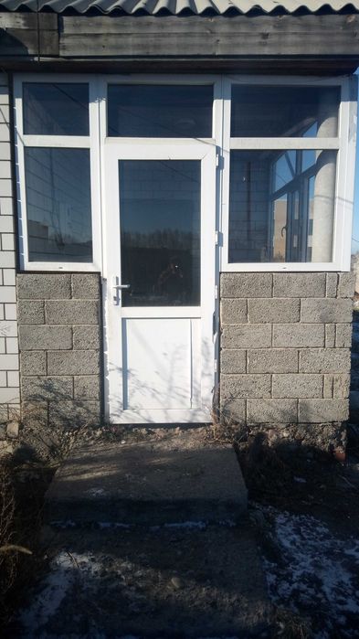 Продам пластиковое окно.