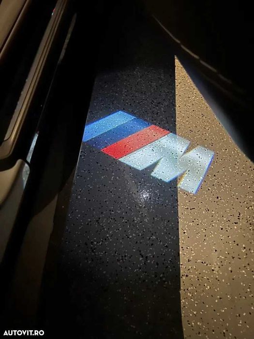 Set Logo Proiectoare Lampi 3D LED Lumini Usi Portiere BMW M