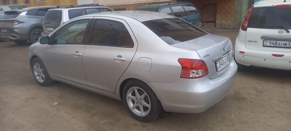 Продам Toyota Yaris