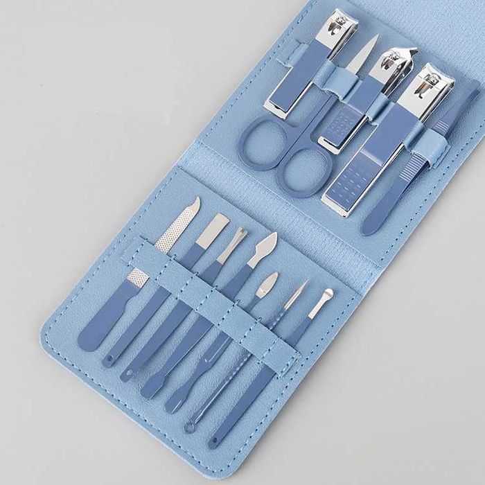 Маникюрный набор компактный 12 наборов
