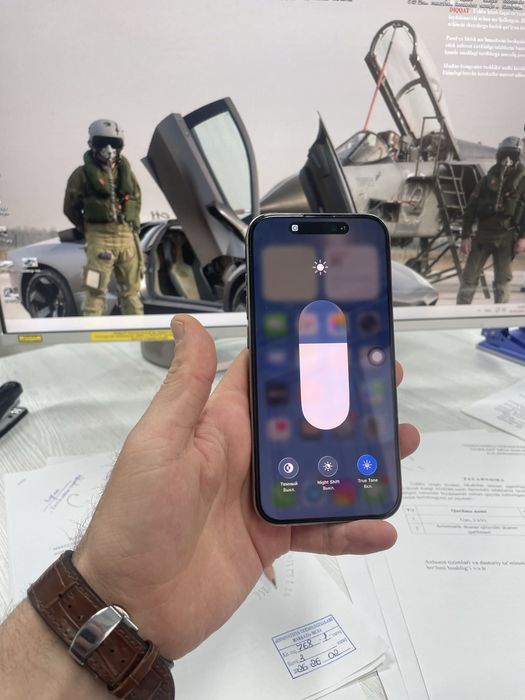 Iphone 15pro titan 256gb