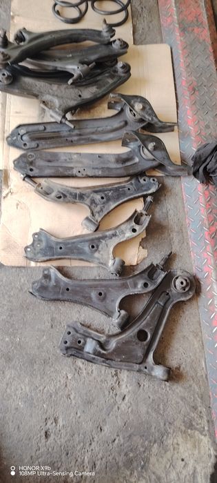 Запчасти Б/у в отличном состоянии