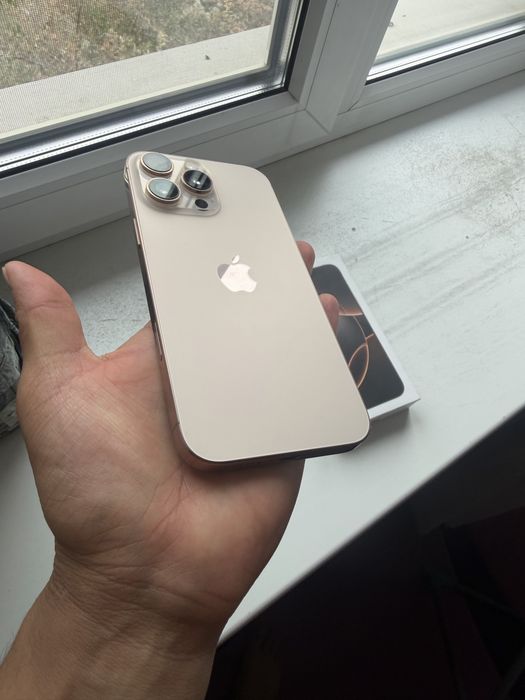 Продам iPhone 16 Pro Max 256Gb Gold