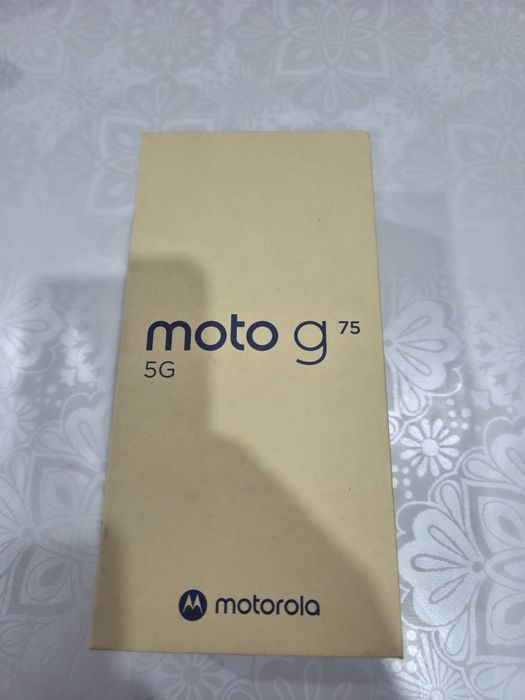 Телефон Motorola g75