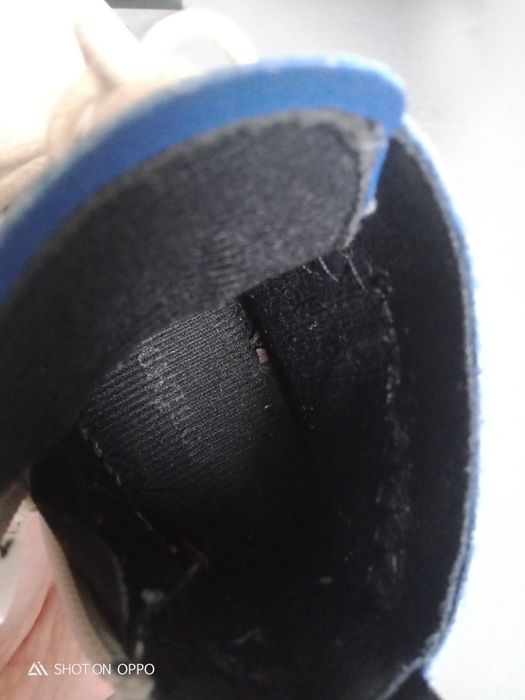 Ботинки осенние маль.