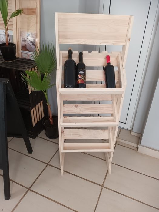 Стелажи,  шкафове,  етажерки