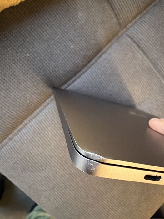 MacBook Pro 13” M1 (2020) | 8GB RAM | 95% Батерия | Отлична работа