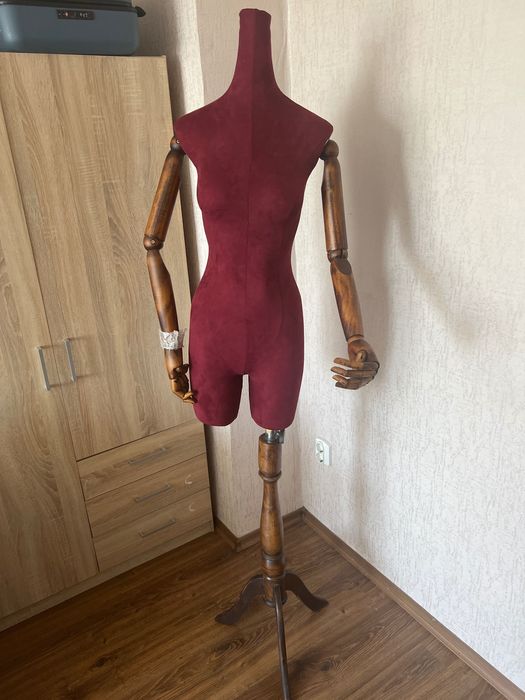 Шивашки манекен с крака, мек, манекен за магазин