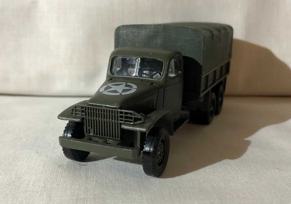 Macheta SOLIDO Camion Militar - GMC 2.5 TON 6x6 - franta-cutie-anii 70