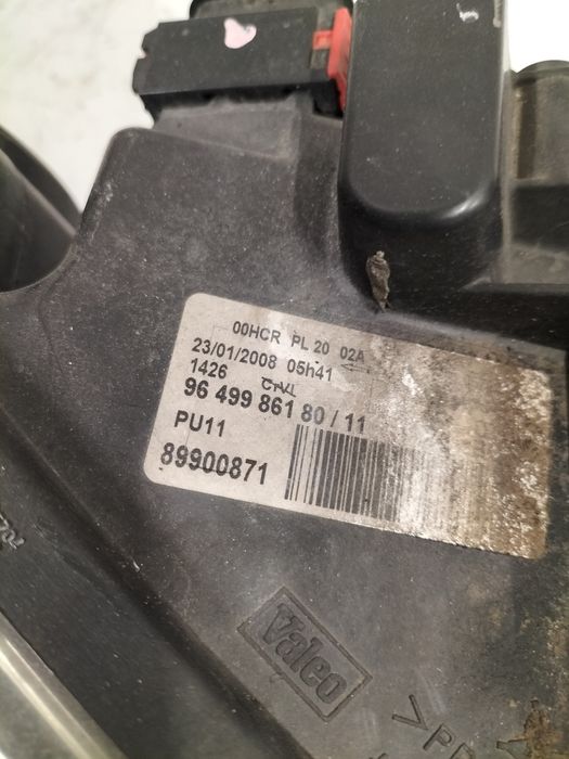 Десен фар Peugeot 207 / Пежо 207 2007г.