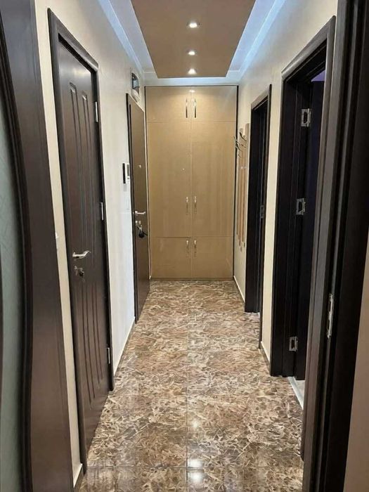Продава се Тристаен апартамент в Пловдив, Южен - 78 кв.м за 850 €/кв.м - Снимка #4